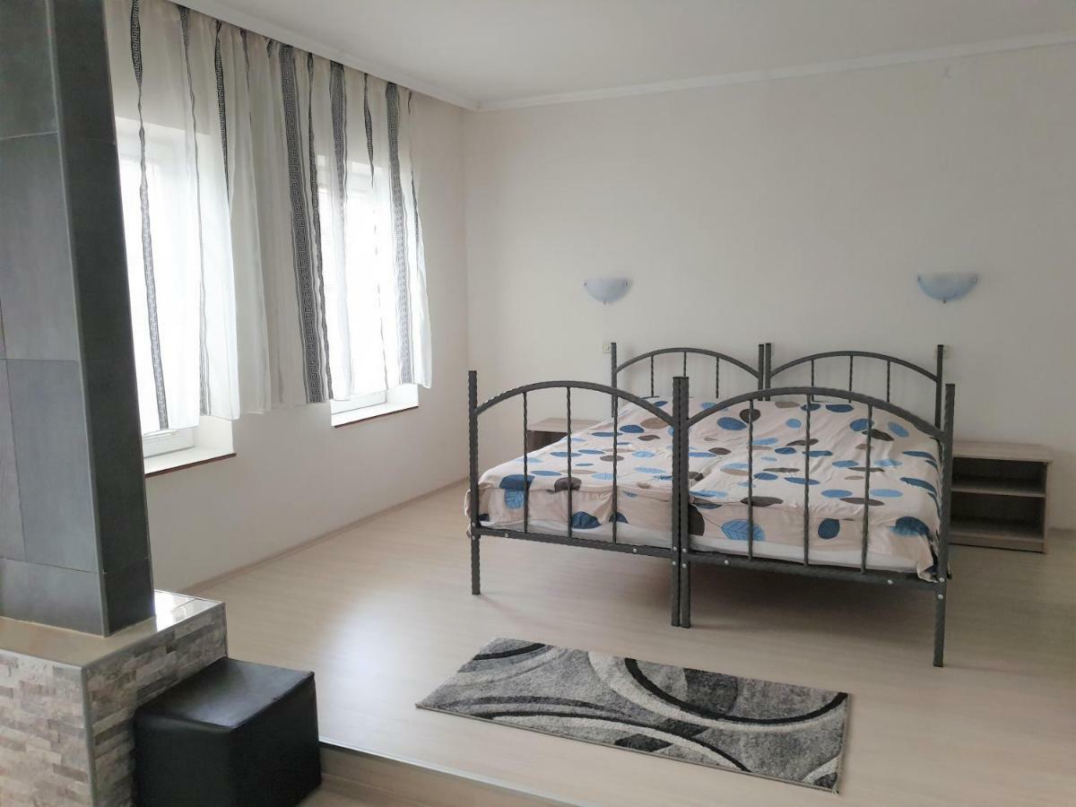 Alex Apartments Kruševo Exteriör bild